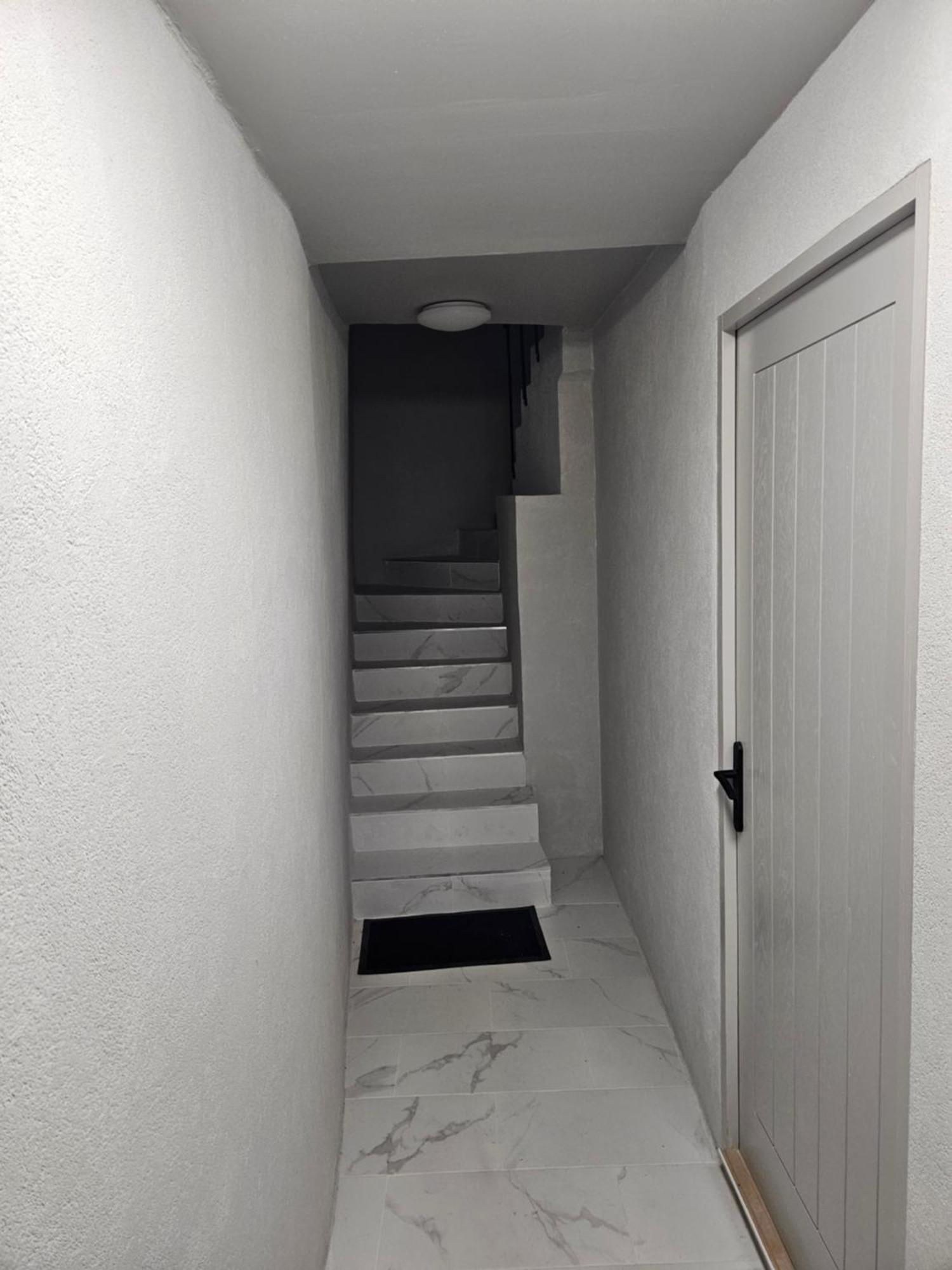 T2 Chaleureux, Calme Et Entierement Renove. Apartment *